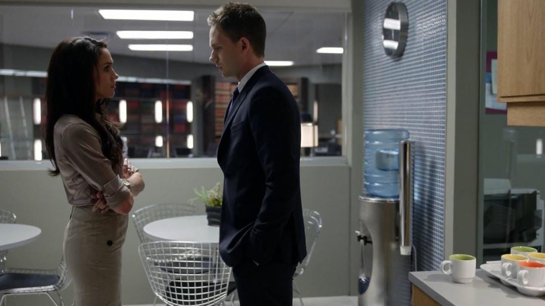 emilywatchstoomuchtelevision.blogspot.com