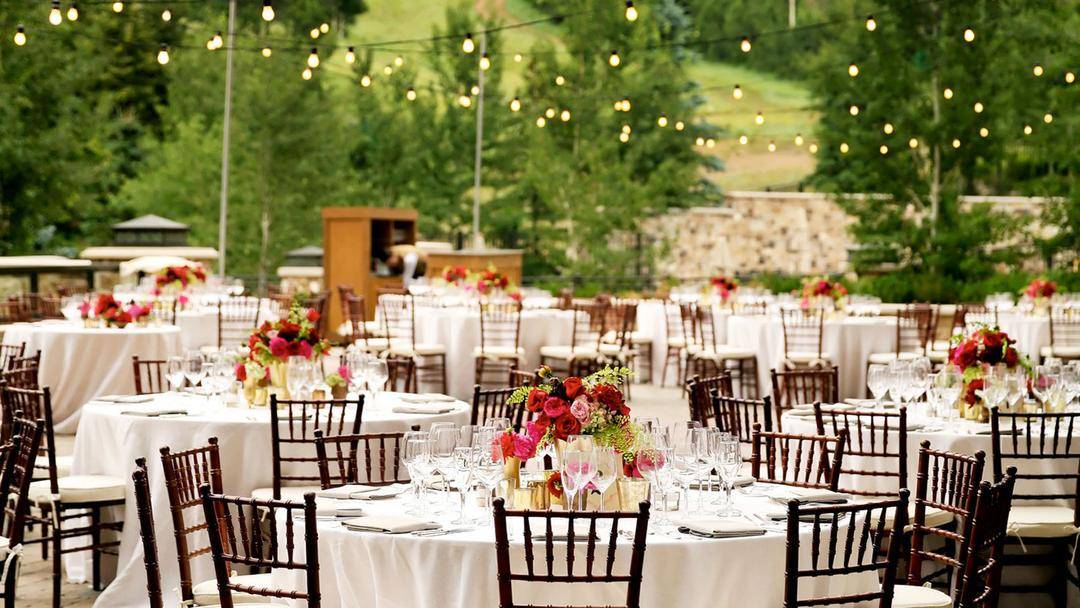 stragisdeervalley.com