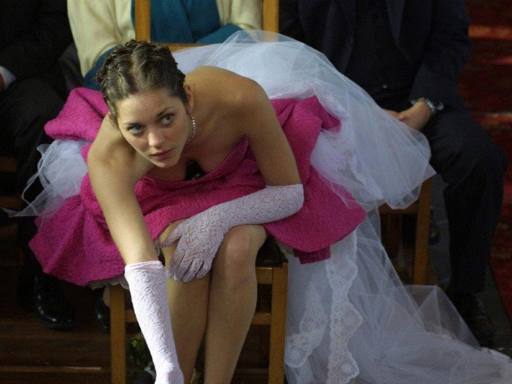 Love Me If You Dare/Mars Distribution/www.wallpapers.com