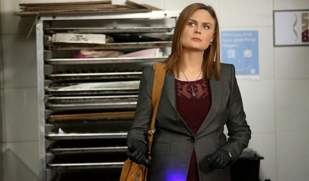 Bones/Far Field Productions, Josephson Entertainment, 20th Century Fox Television/bonesspoilers.blogspot.co.id