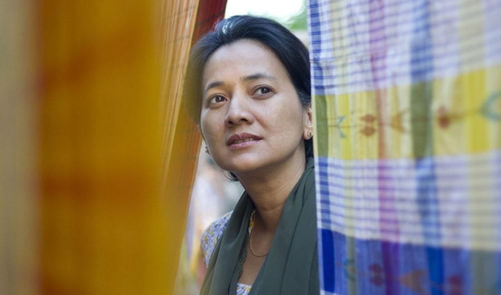 Athirah/www.movienthusiast.com