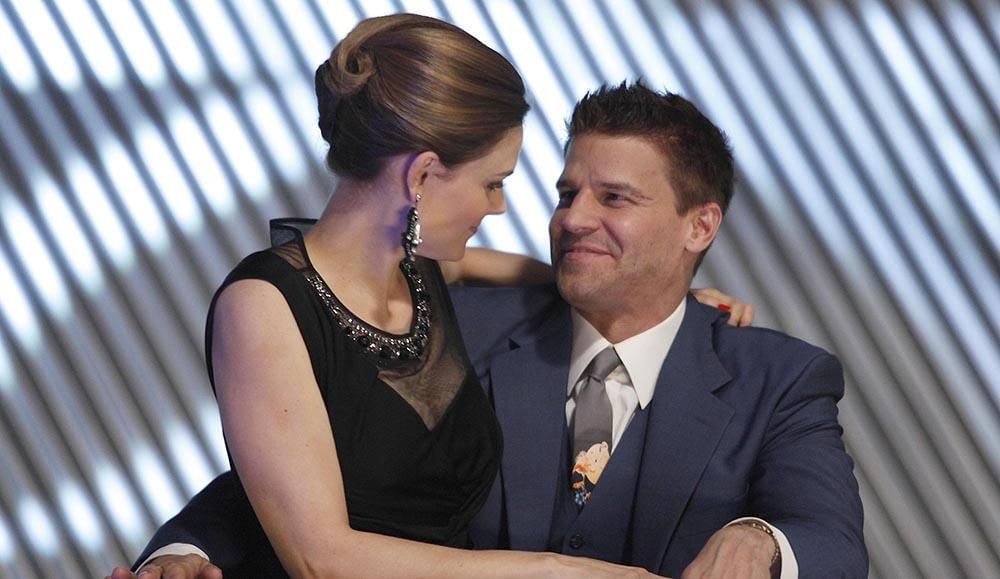 Bones/Far Field Productions, Josephson Entertainment, 20th Century Fox Television/www.telestrekoza.com