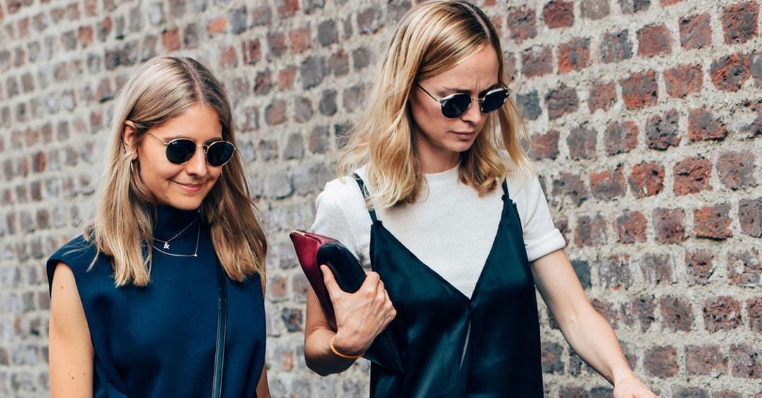 Yuk Tampil Lebih Menarik Dengan Mix and Match Camisole Ala Street Look