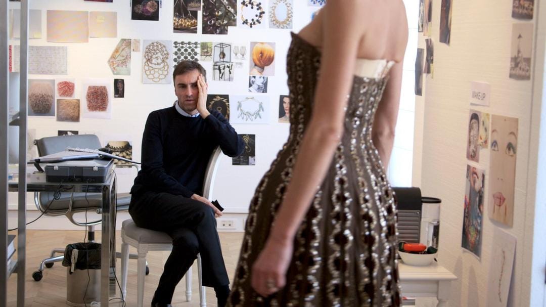 Calling All Fashionista! Perkaya Fashion Knowledge Kamu Dengan 5 Film Keren Ini