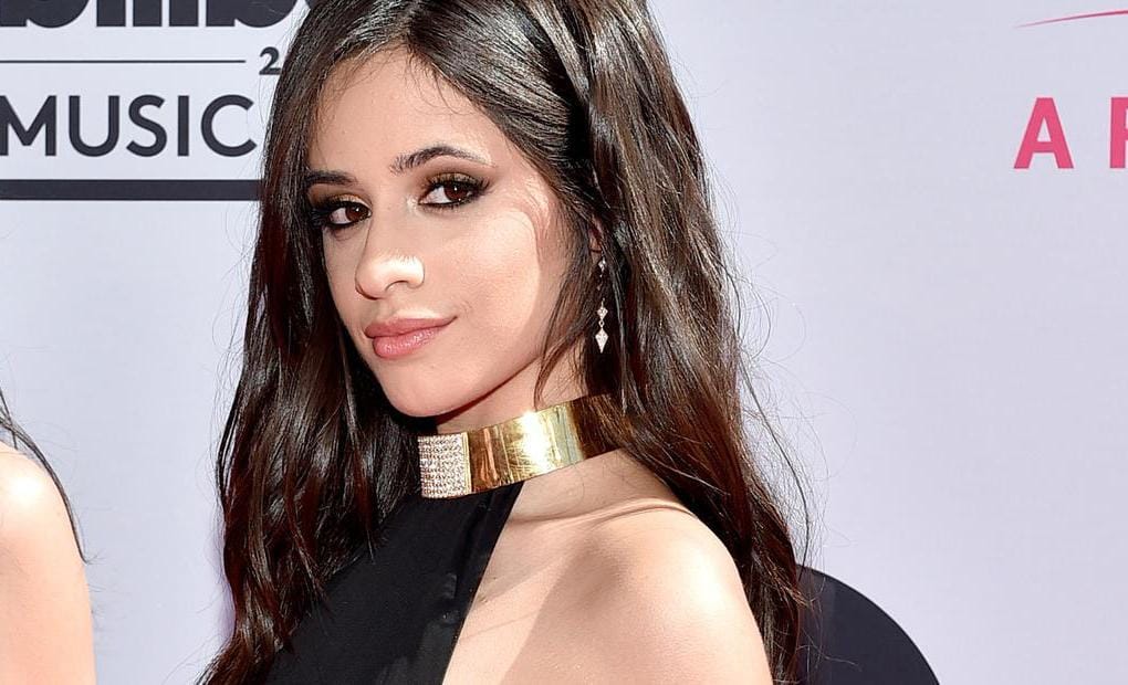 Resmi Solo Karir, Camila Cabello Siap Invasi Dunia Fashion?