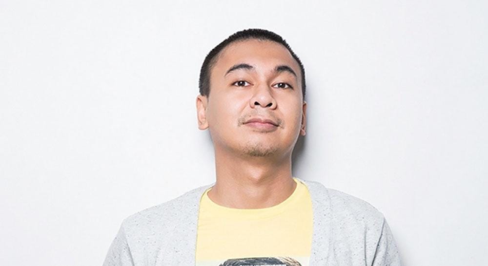 4 Perempuan Cantik yang Pernah Jatuh ke Pelukan Raditya Dika