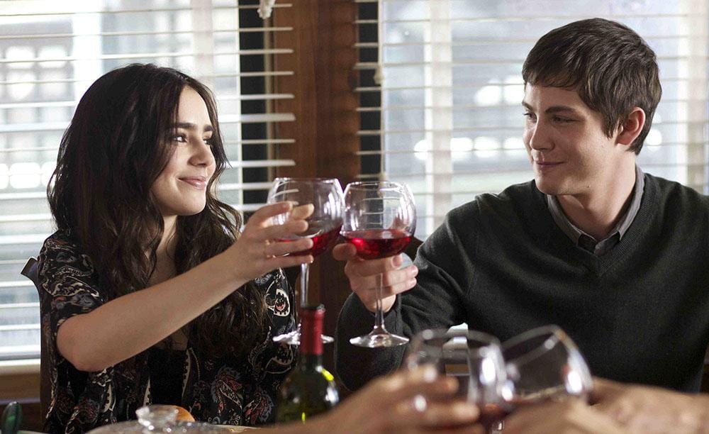 Stuck in Love / Informant Media, MICA Entertainment, Troy Entertainment / www.pinterest.com