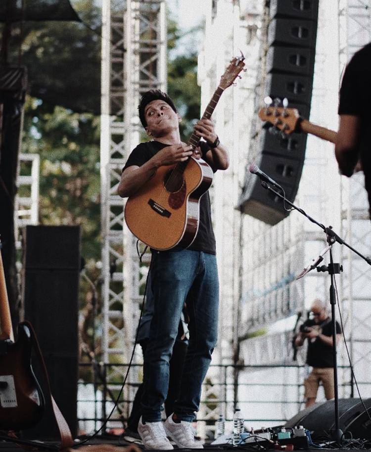 https://www.instagram.com/rendypandugo