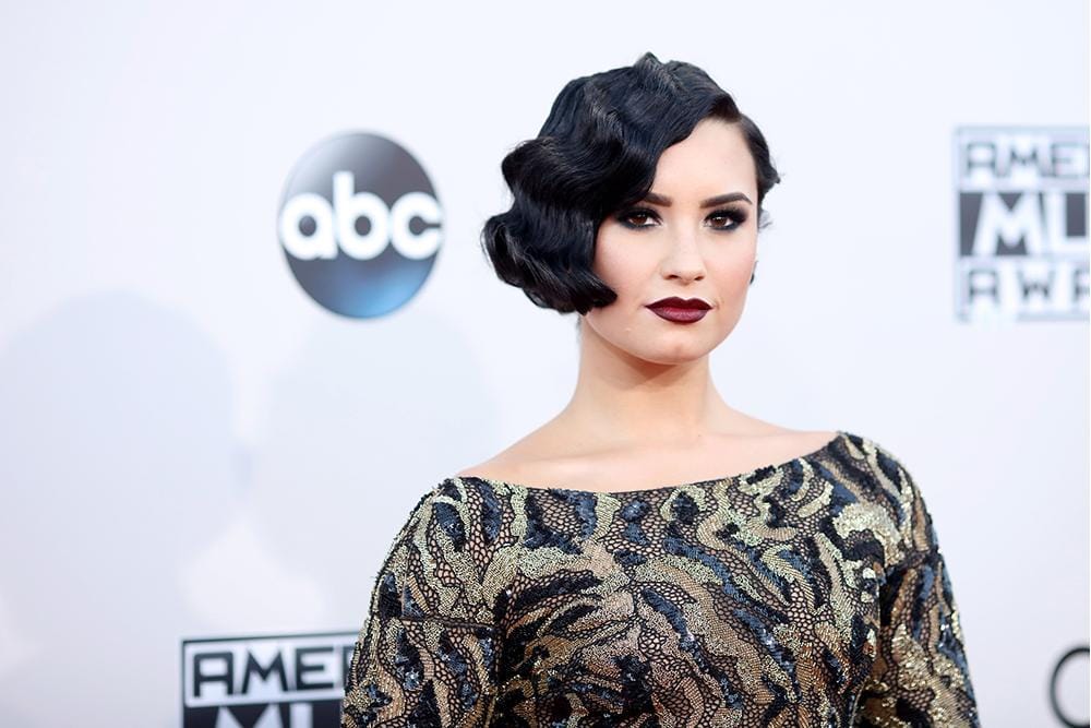 Ini Gaya Demi Lovato Ketika Tampil di Red Carpet