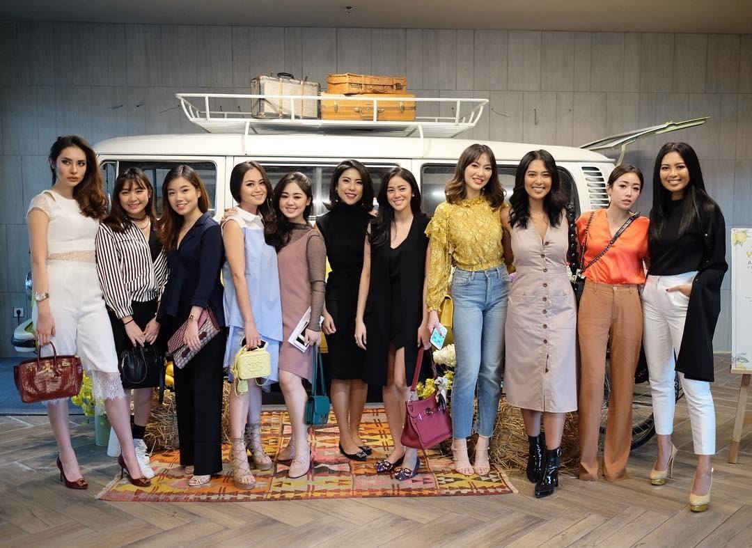 Instagram: @hunt_street