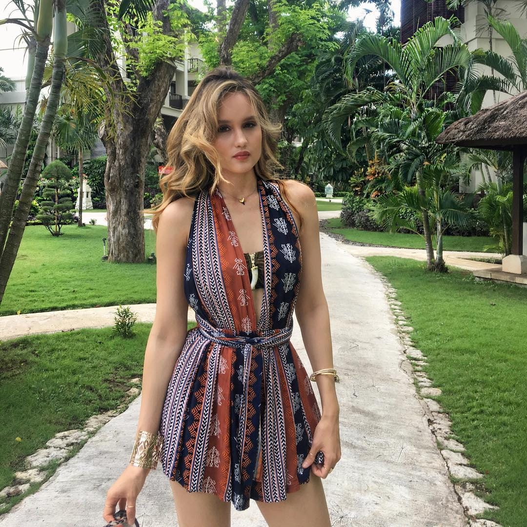 via Instagram: @claurakiehl