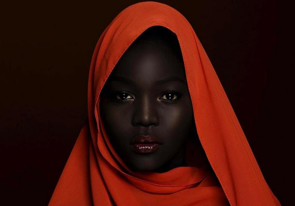 via instagram/@queenkim_nyakim