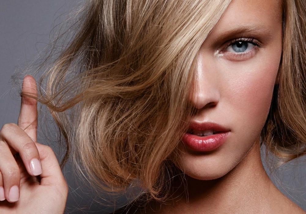 Ini 4 Gaya Rambut yang Cocok untuk Si Pipi Tembem