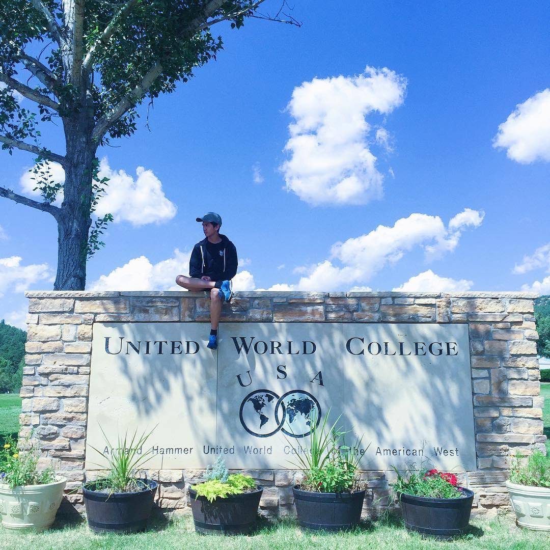 www.instagram.com/iqbaal.e/