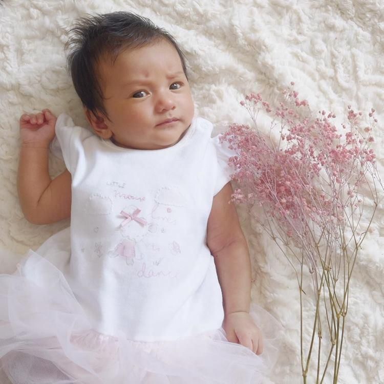 Instagram @atiqahhasiholan