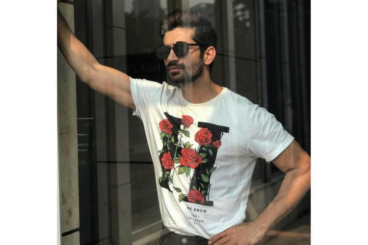 Instagram @vishal.singh786