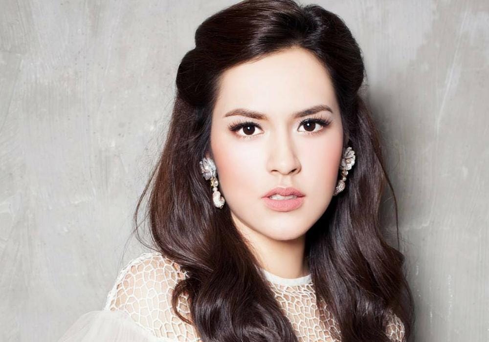 5 Rahasia Cantik Raisa yang Bikin Hamish Daud Jatuh Hati