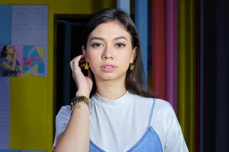 Enggak Lagi Tomboy, Ini Gaya Cantik Yuki Kato