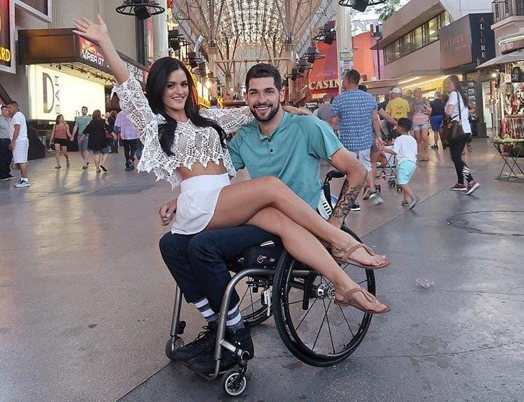 Instagram @jessicaarevalo_