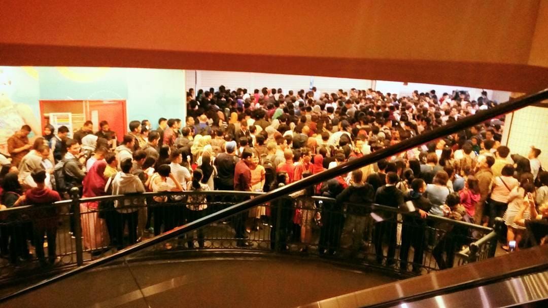 Instagram: @mendoan_kering