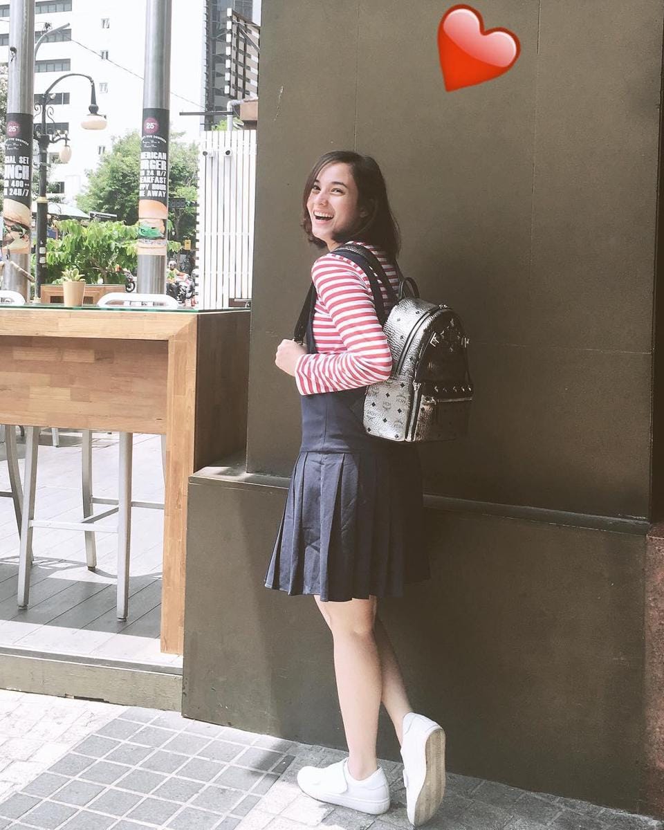 Instagram: @chelseaislan