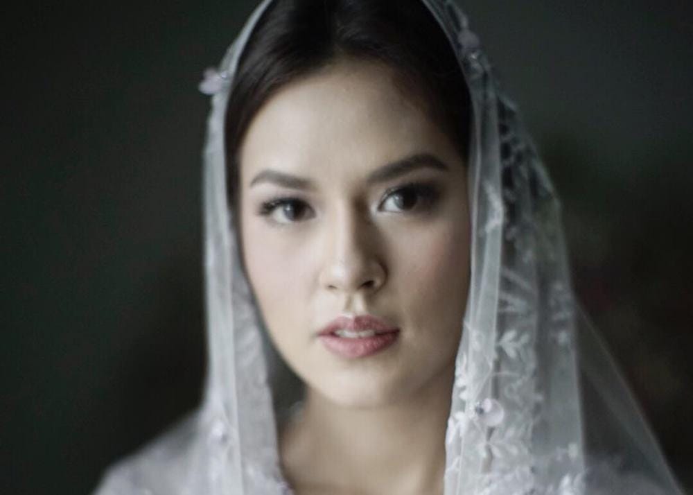 Instagram @thebridestory