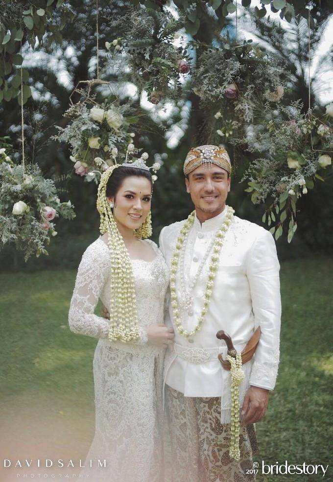 www.bridestory.com