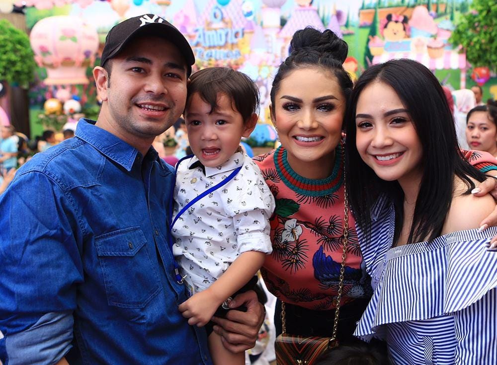 Instagram @krisdayantilemos