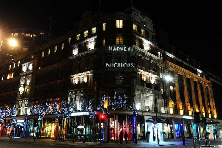 www.harveynichols.com