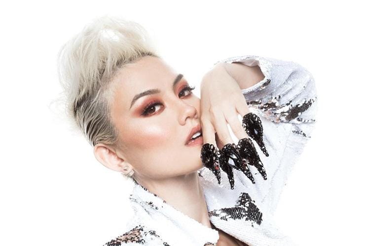 Nyentrik! Ini Gaya Agnez Mo yang Selalu Menarik Perhatian