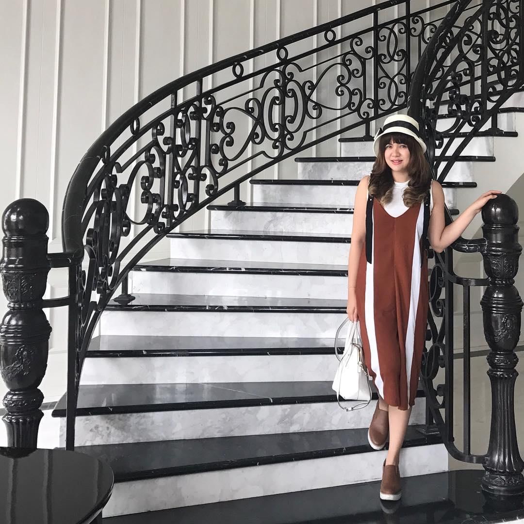 Instagram: @vickyshu