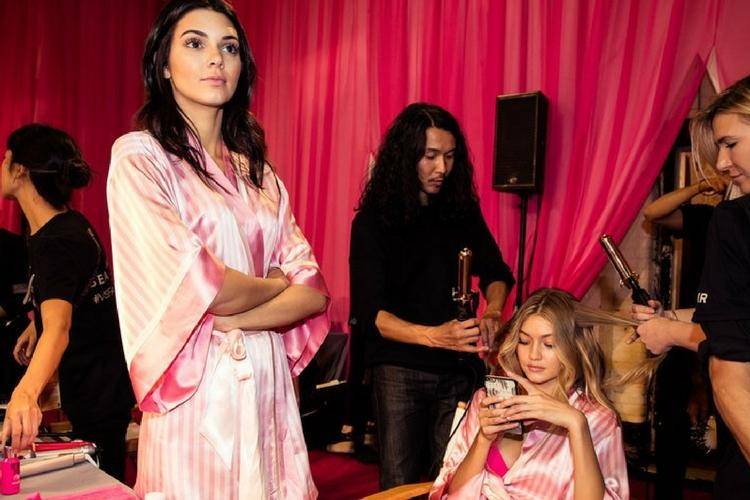 www.vanityfair.com