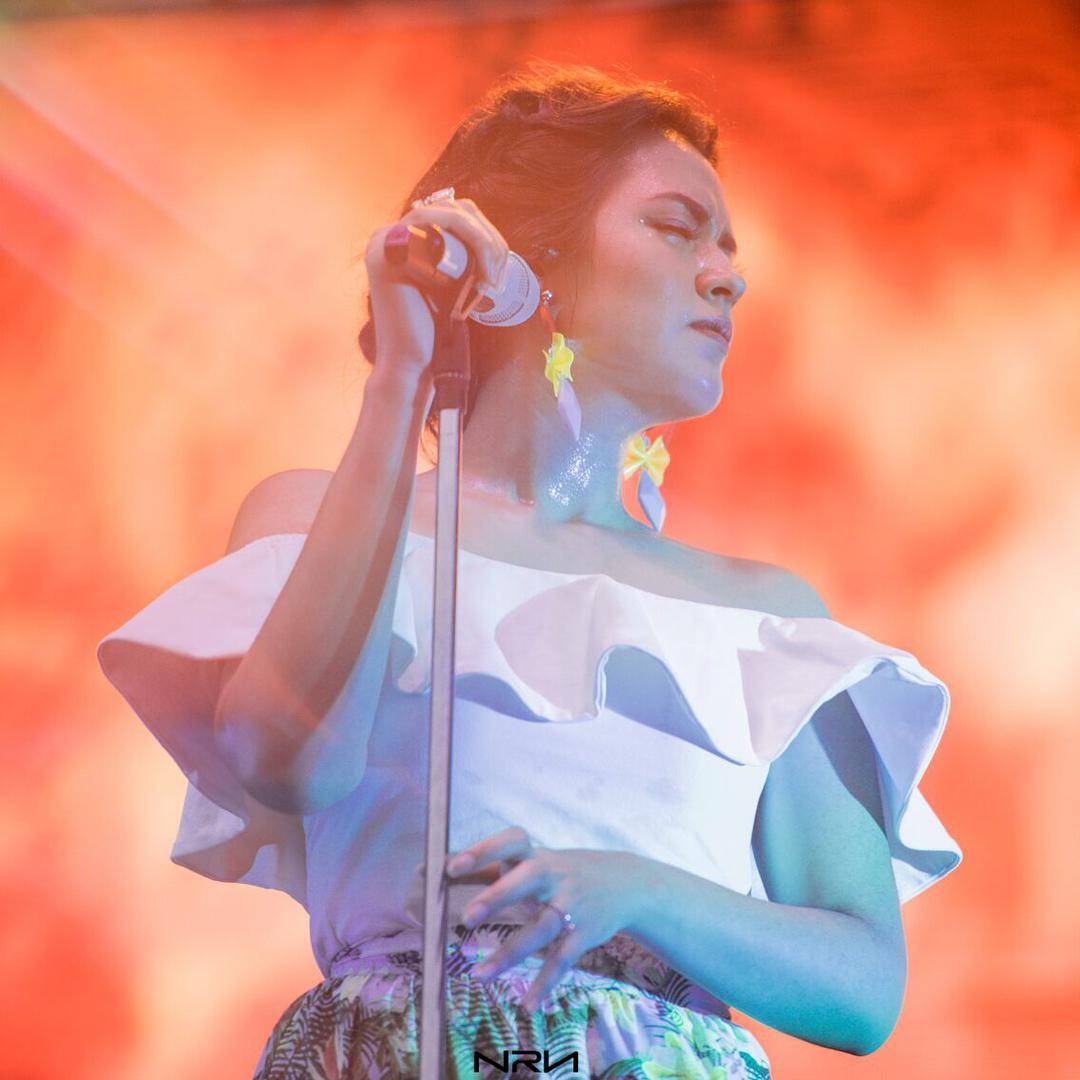 https://www.instagram.com/raisa6690/