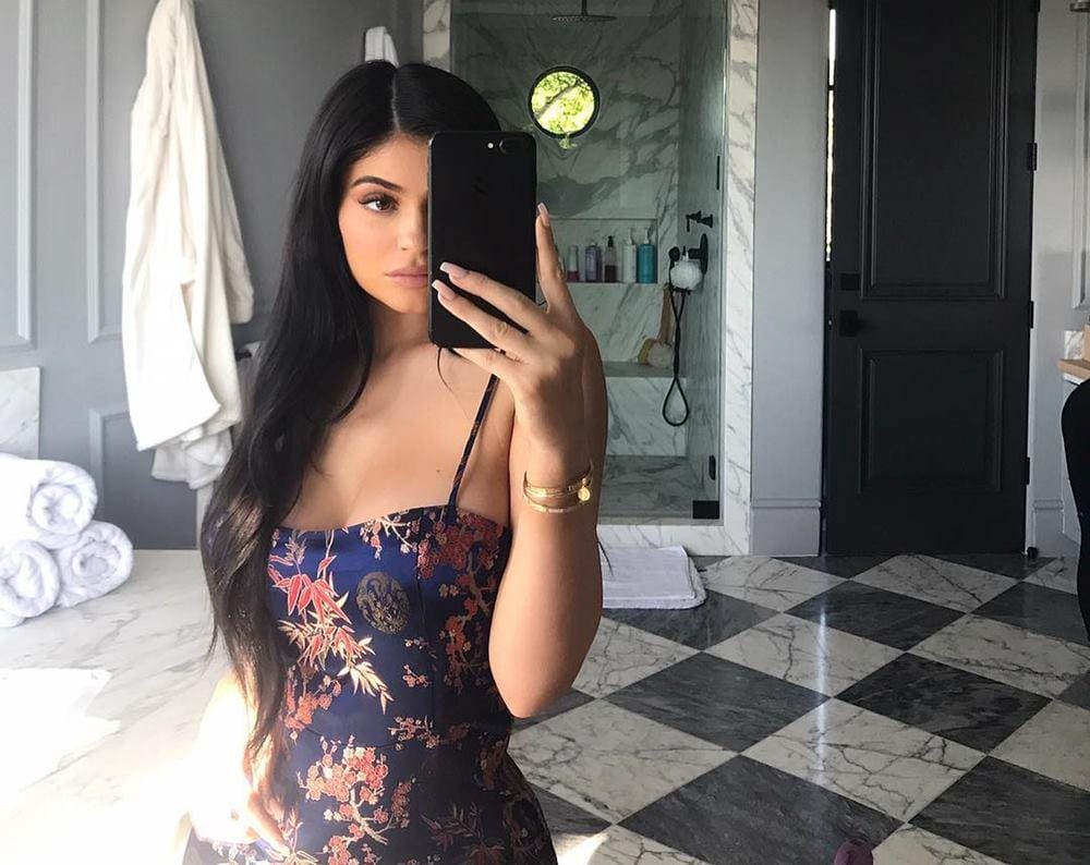 Instagram @kyliejenner