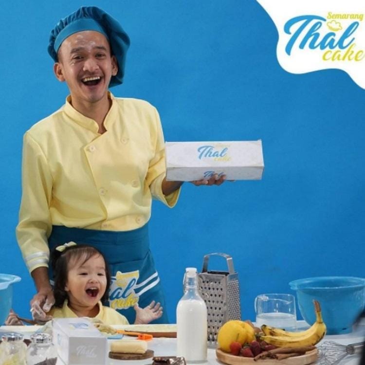 www.instagram.com/thalcakesemarang
