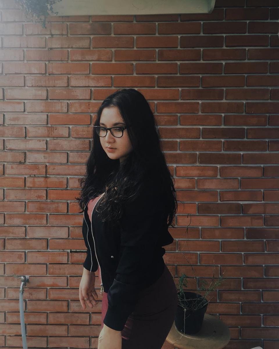 Instagram: @audrey.davis