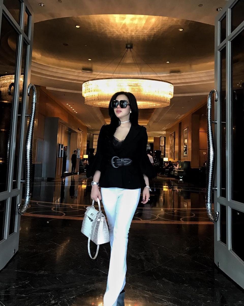 Instagram: @princessyahrini