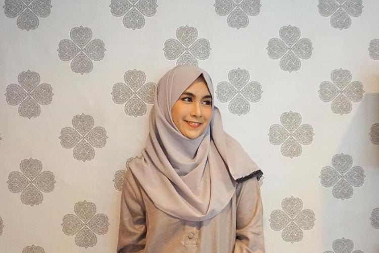 Instagram: @anisarahma_12