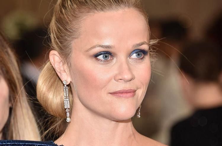 Doc. www.laineygossip.com