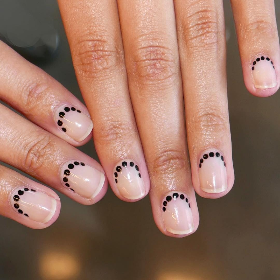 Via instagram @aliciatnails