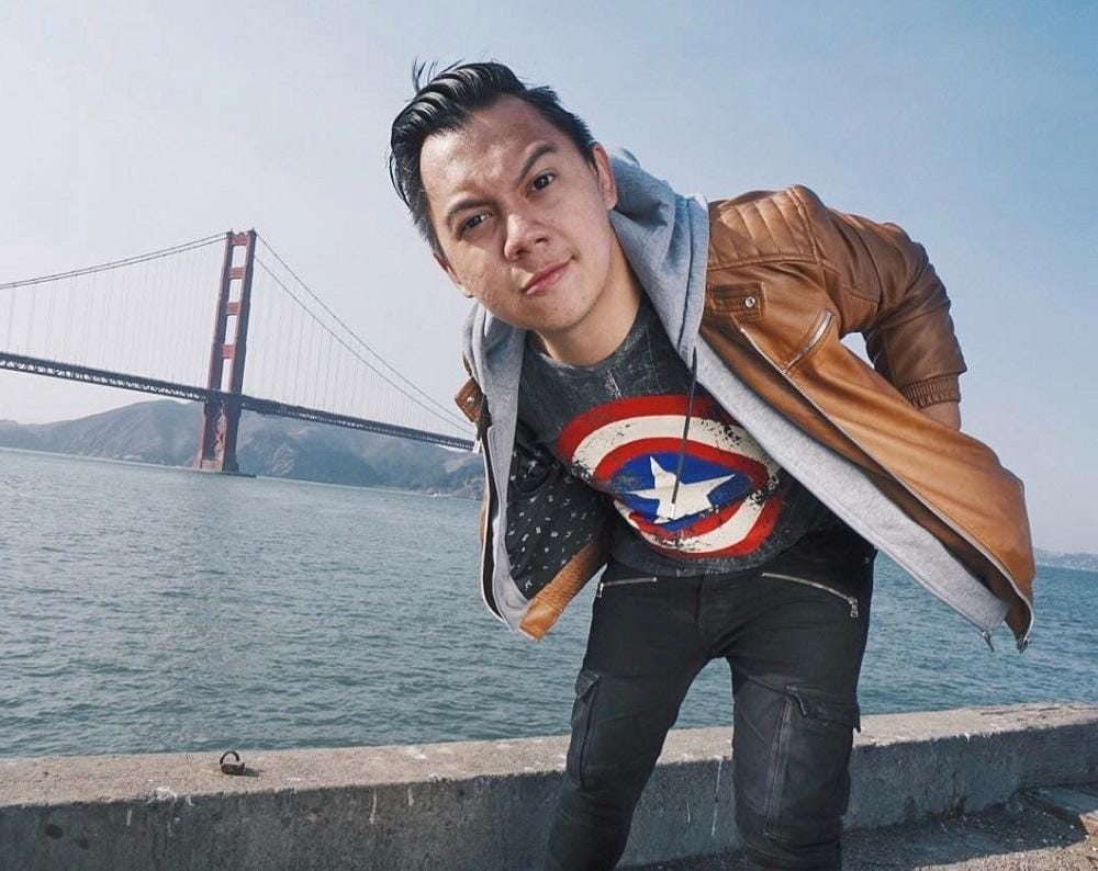 www.instagram.com/chandraliow