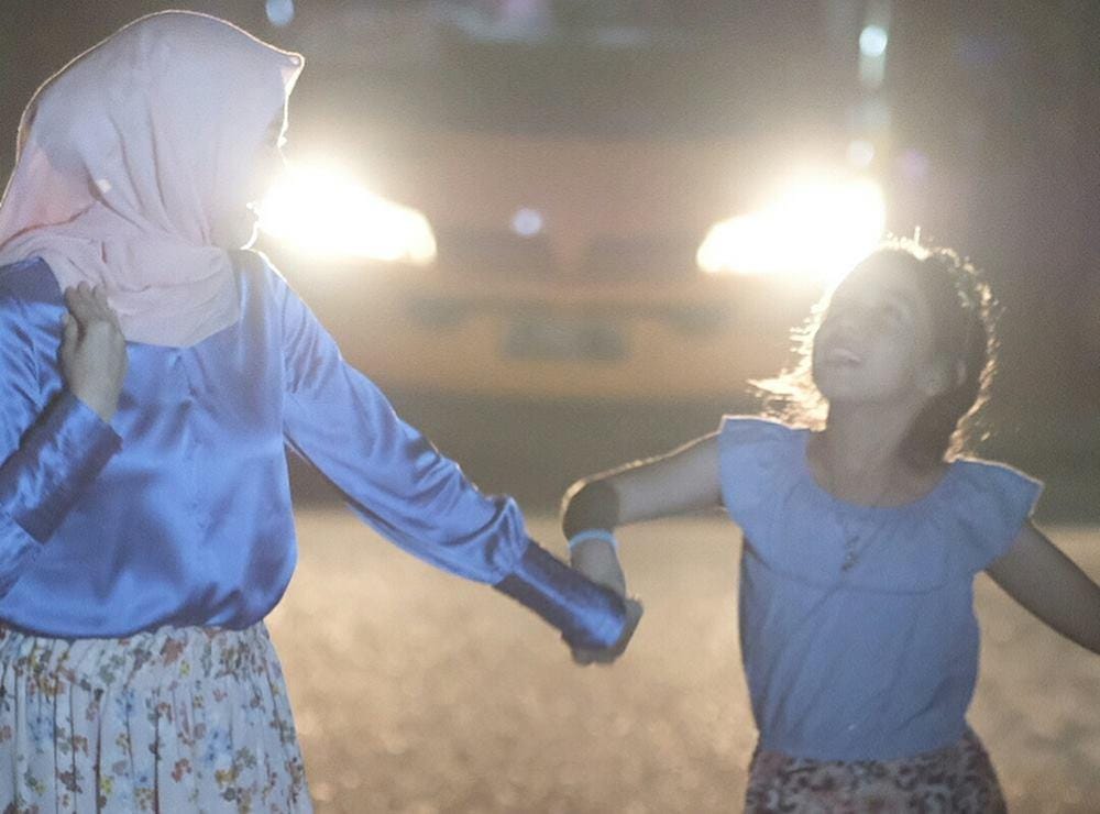 Instagram @laudyacynthiabella