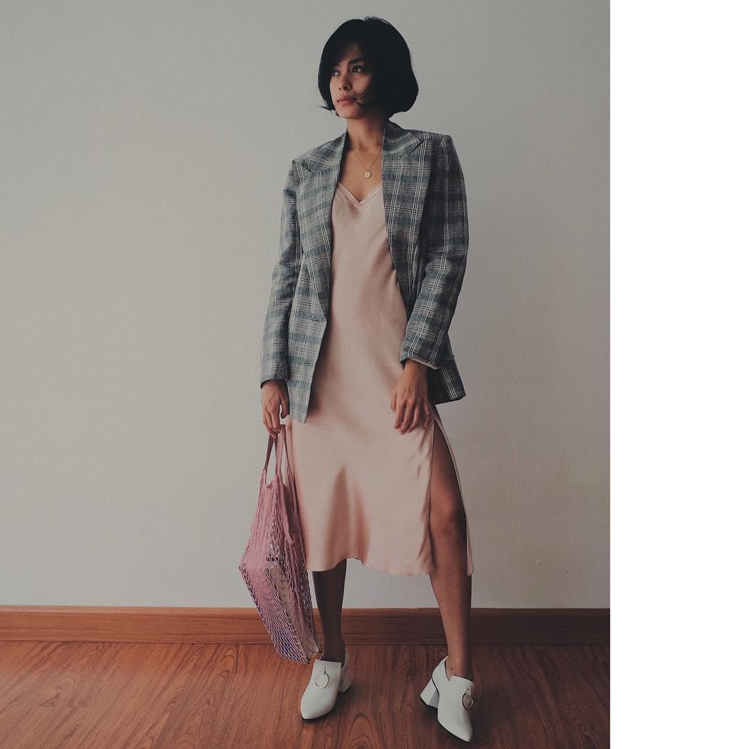 Instagram: @evacelia