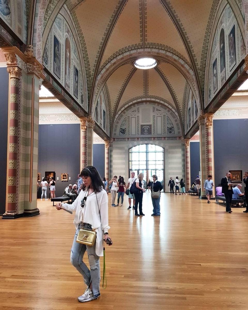 Instagram: @itsrossa910