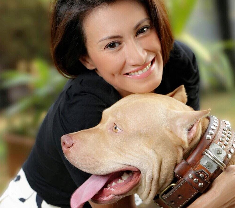 7 Selebritas yang Pelihara Sekaligus Menyayangi Anjing Mereka