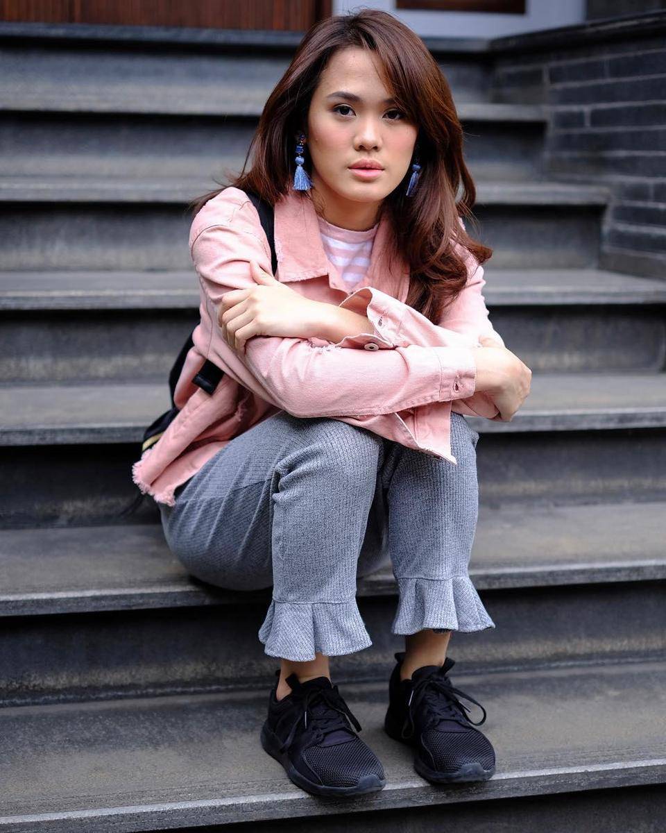 Instagram: @sherylsheinafia