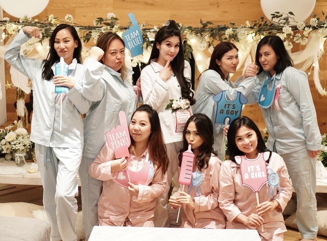 Instagram: @sandradewi88