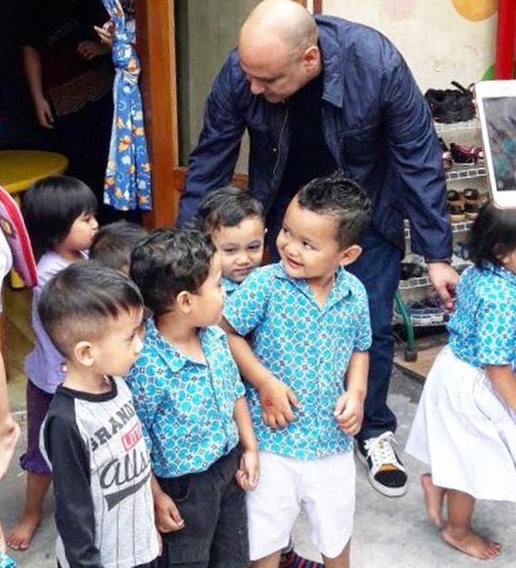 Instagram @irwanmussry