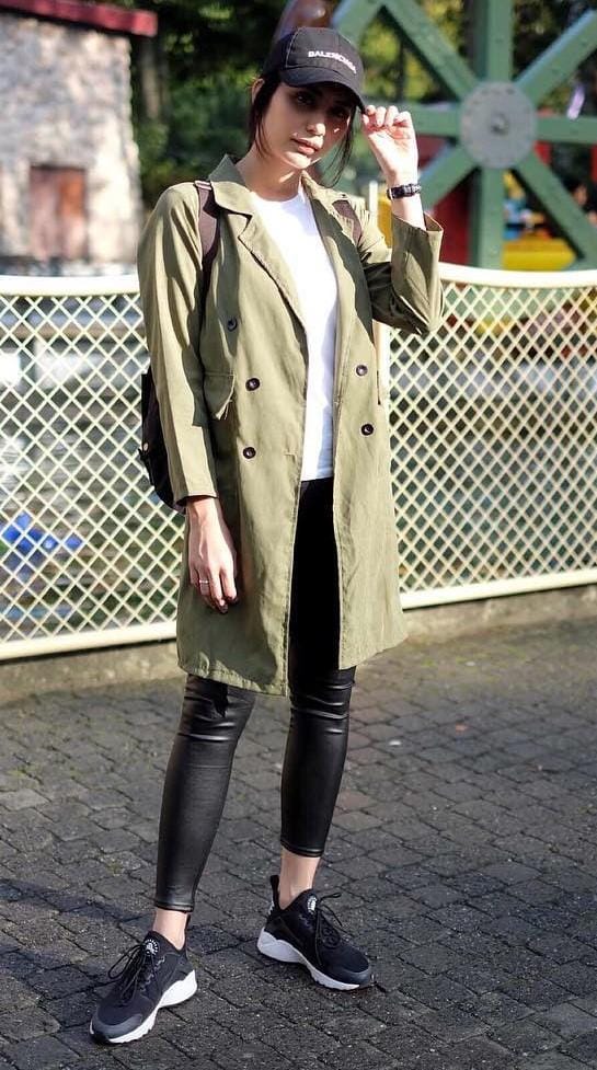 Instagram: @Tyasmirasih