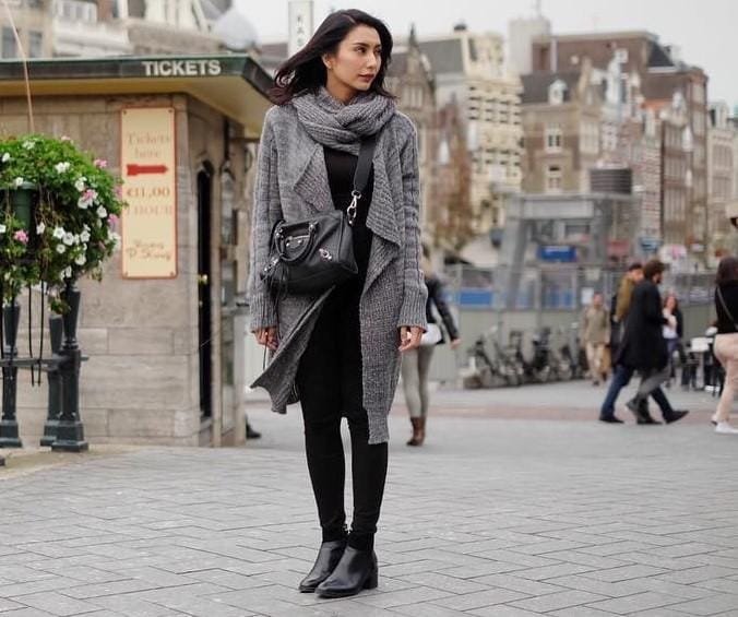 Instagram: @Tyasmirasih